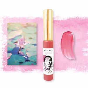 Sheer Pink Tint Organic Lip Gloss Plumper Treatment